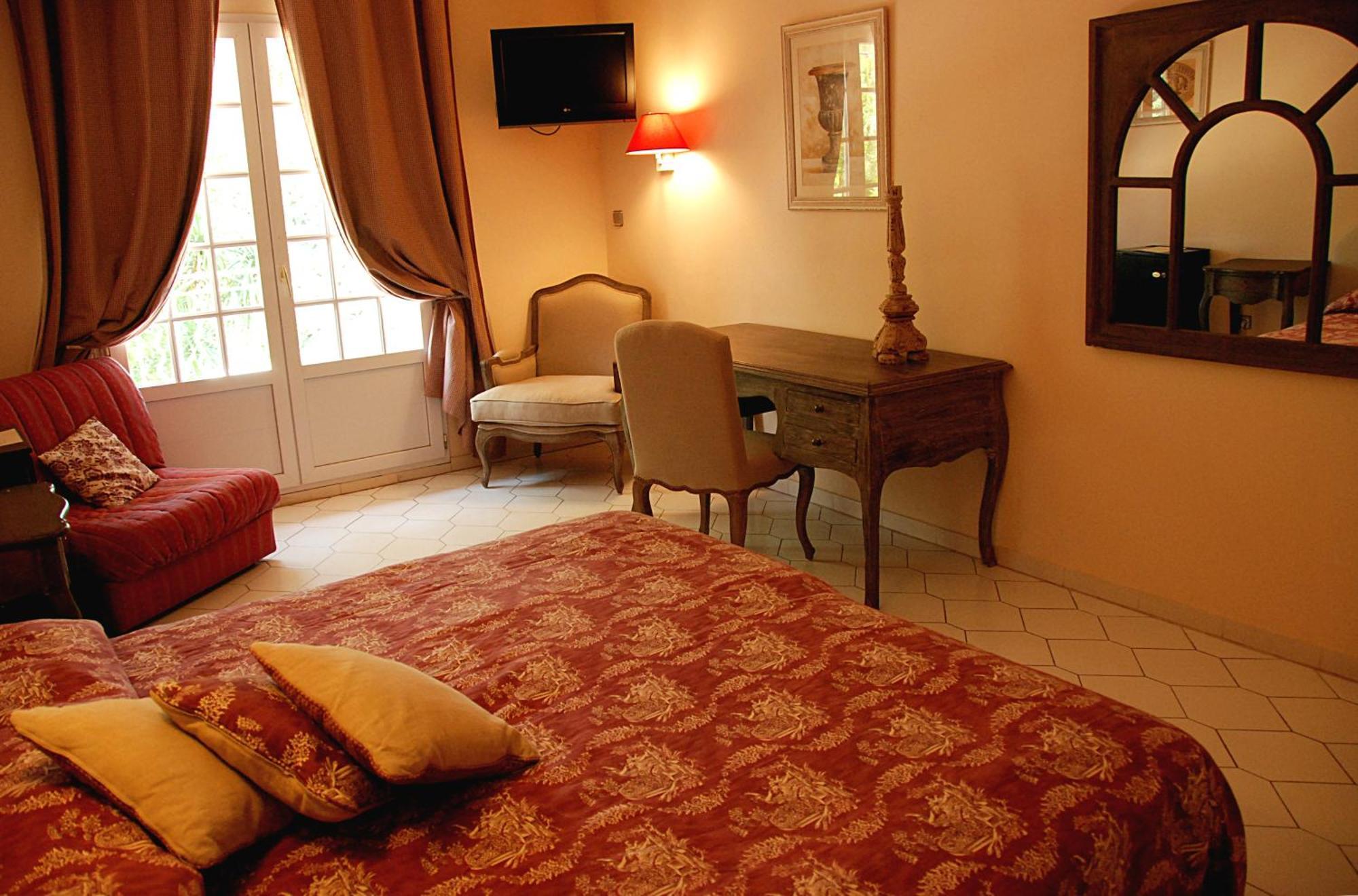 Hotel Les Mazets Des Roches Tarascon Rom bilde