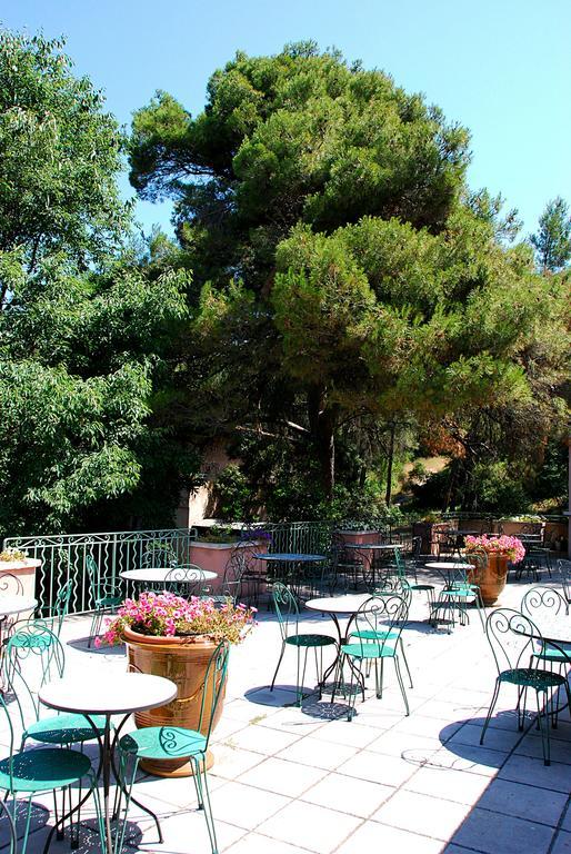 Hotel Les Mazets Des Roches Tarascon Eksteriør bilde