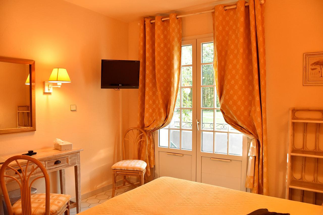 Hotel Les Mazets Des Roches Tarascon Eksteriør bilde