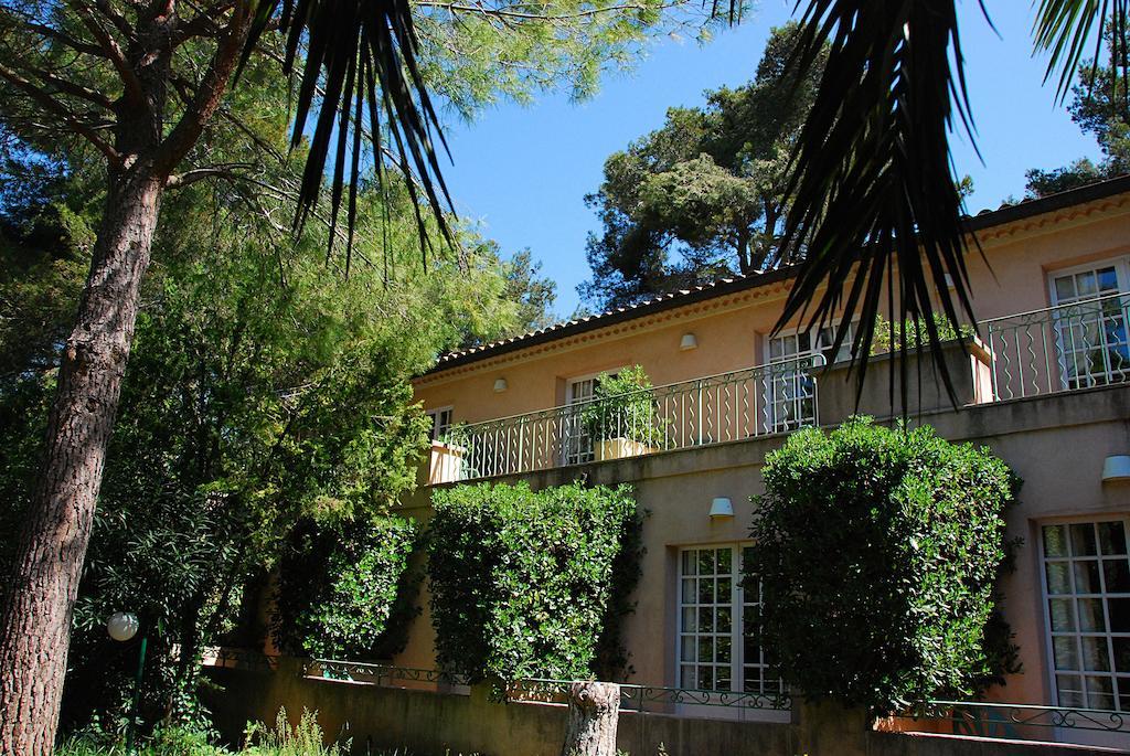 Hotel Les Mazets Des Roches Tarascon Eksteriør bilde